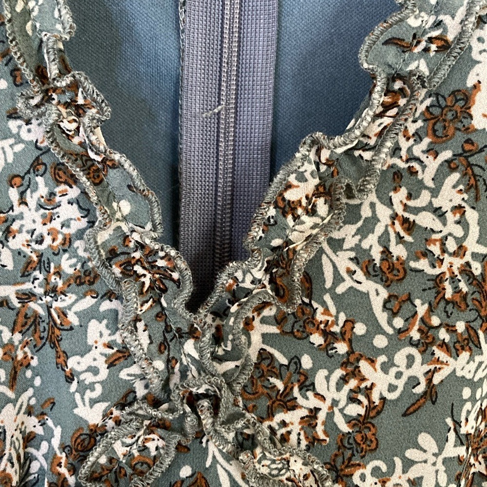 Bae Vely Womens Floral Long Sleeve Tiered Maxi Dress Size M Green Cottagecore - Picture 9 of 14